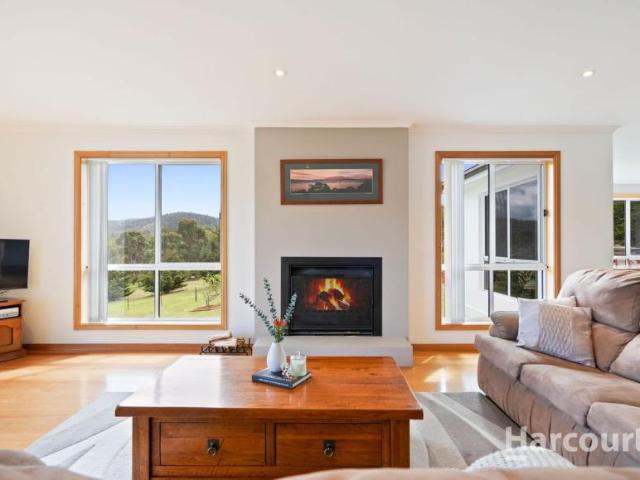 House for sale in Cambridge, Hobart
