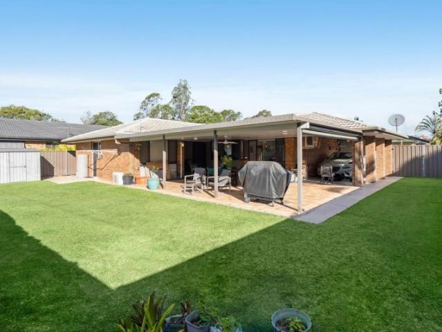 House for sale in Carindale, Greater Brisbane