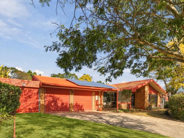 House for sale in Carindale, Greater Brisbane