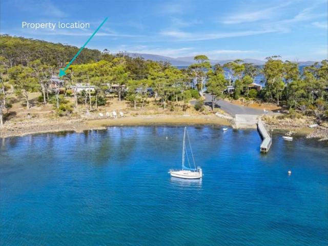 House for sale in Charlotte Cove, Huon Valley