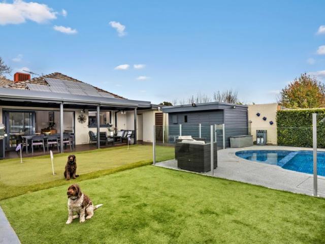 House for sale in Cheltenham, Melbourne