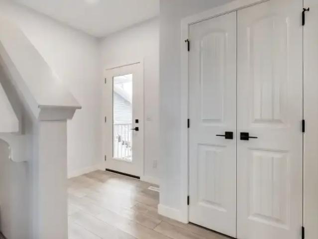 House for rent in Chestermere, Alberta