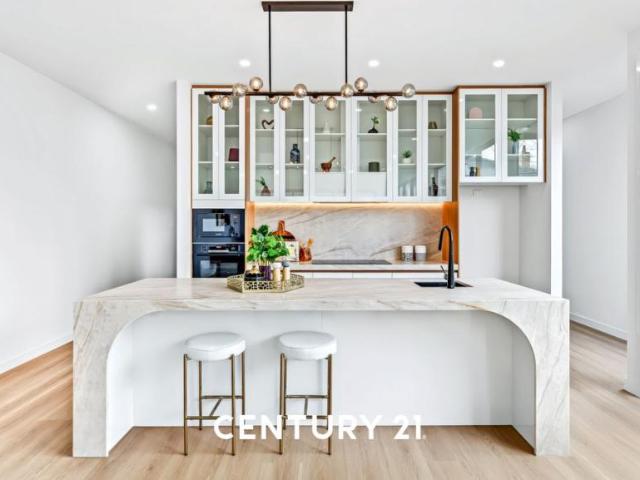 House for sale in Clarinda, Melbourne