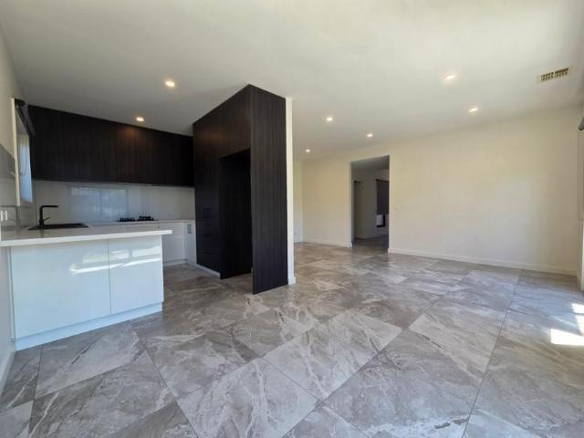 House for sale in Clarinda, Melbourne