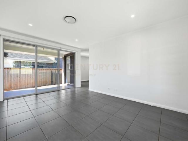 House for rent in Claymore, New South Wales