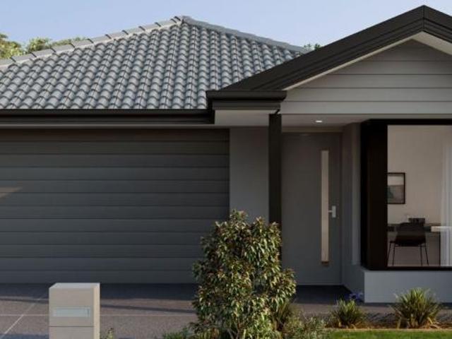House for sale in Clyde North, Melbourne