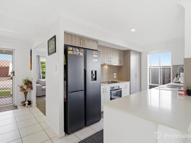 House for sale in Collingwood Park, Greater Brisbane
