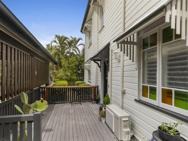 House for sale in Coorparoo, Greater Brisbane
