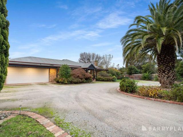 House for rent in Cranbourne, Melbourne