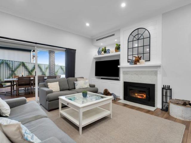 House for sale in Currans Hill, Sydney