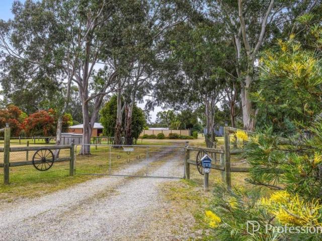 House for sale in Darling Downs, Byford