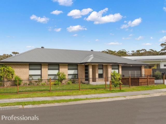 House for sale in Dolphin Point, Shoalhaven City Council