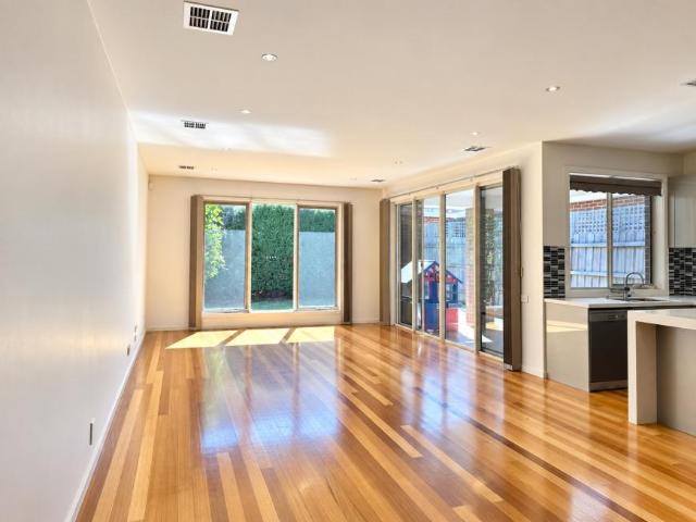 House for rent in Doncaster East, Melbourne
