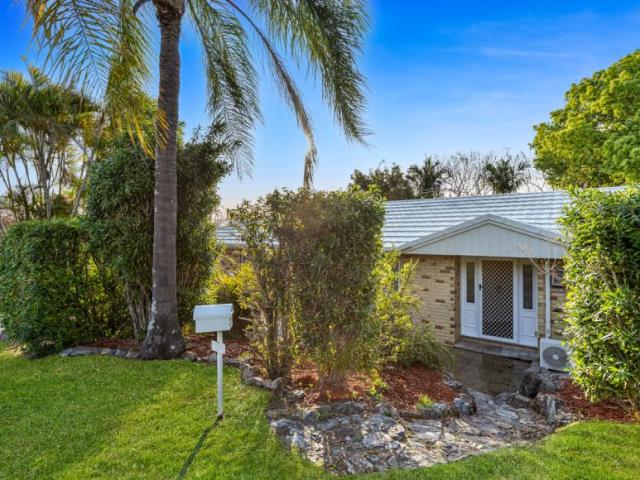 House for sale in Edens Landing, Greater Brisbane