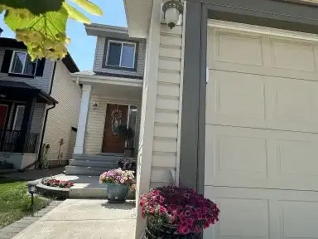 House for rent in Wedgewood, Alberta