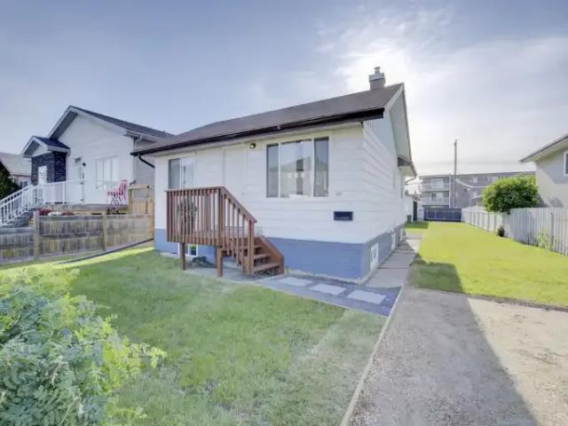 House for rent in Wedgewood, Alberta