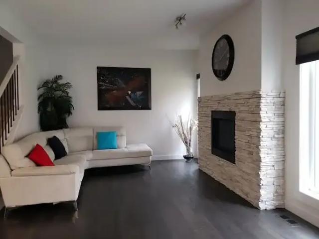 House for rent in Wedgewood, Alberta