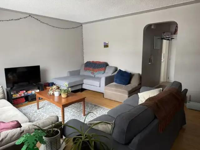 House for rent in Wedgewood, Alberta