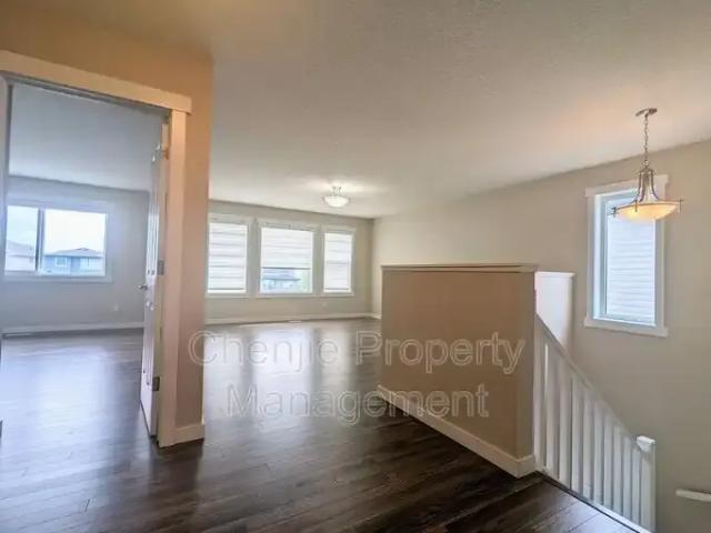 House for rent in Wedgewood, Alberta