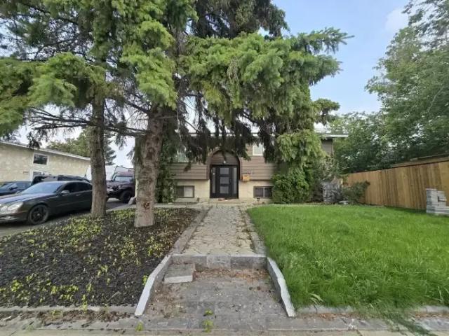 House for rent in Wedgewood, Alberta