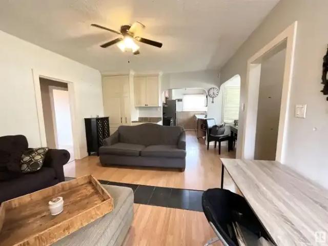House for rent in Wedgewood, Alberta