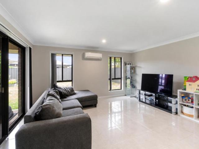 House for sale in Newcastle, Newcastle-Maitland