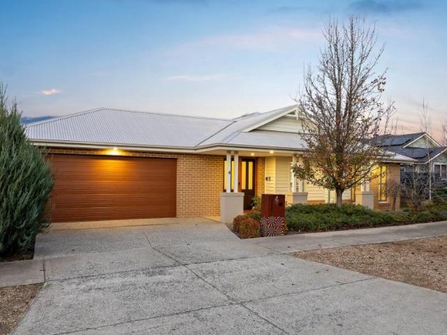 House for sale in Gisborne, Victoria