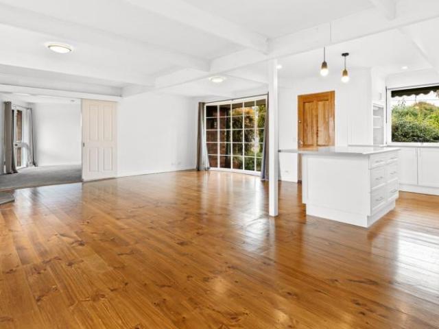 House for rent in Gisborne, Victoria