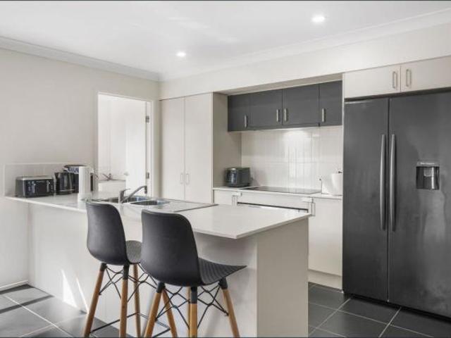 House for rent in Greenbank, Greater Brisbane