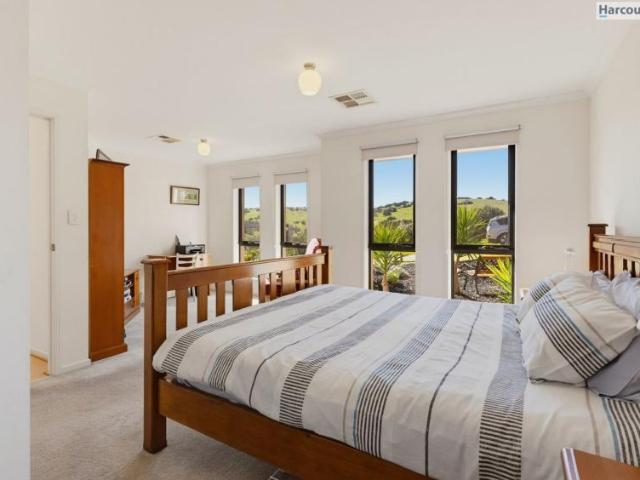 House for sale in Hallett Cove, Adelaide