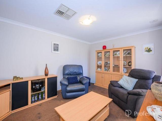 House for sale in Henley Brook, City of Swan