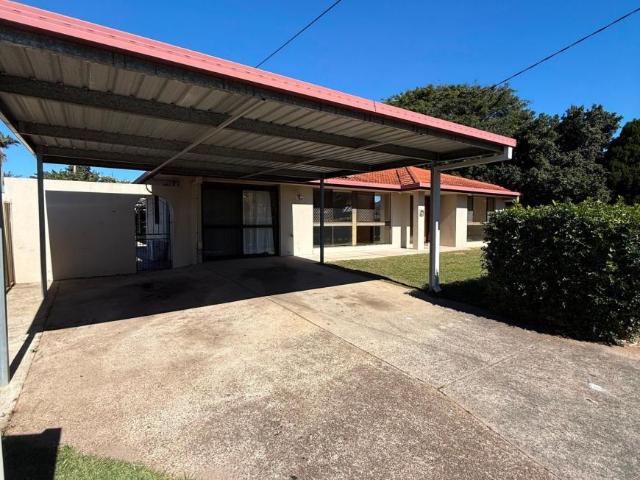 House for sale in Hillcrest, Greater Brisbane