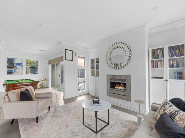 House for rent in Hillside, Melbourne