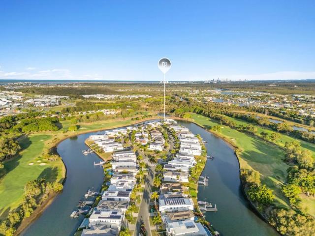 House for sale in Hope Island, Gold Coast City