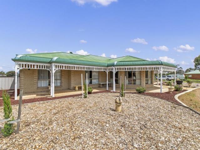 House for sale in Hopetoun Park, Victoria