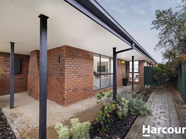 House for sale in Mossfiel, Melbourne