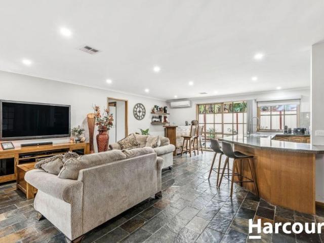 House for rent in Cambridge, Melbourne