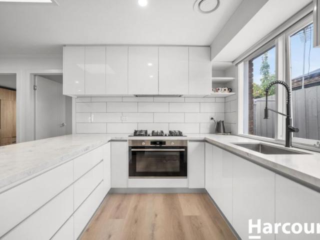House for sale in Kingston Gardens, Melbourne