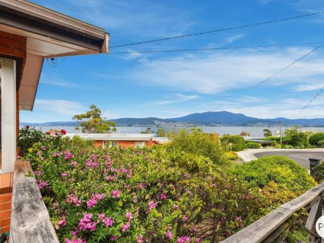 House for sale in Howrah, Hobart