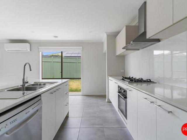 House for rent in Kangaroo Flat, Bendigo