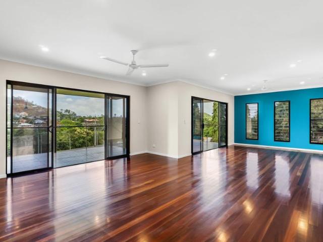 House for rent in Kanimbla, Cairns