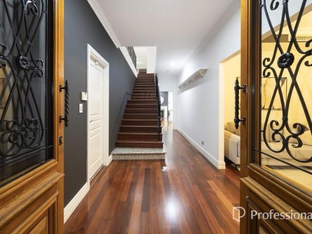 House for sale in Karrinyup, City of Stirling