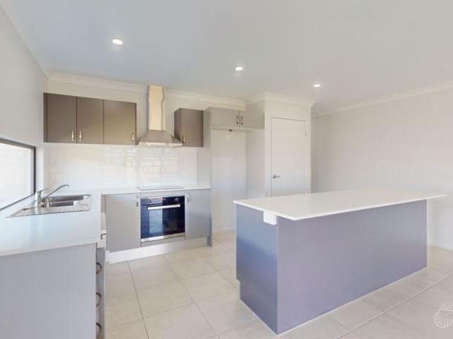 House for sale in Kelso, Queensland