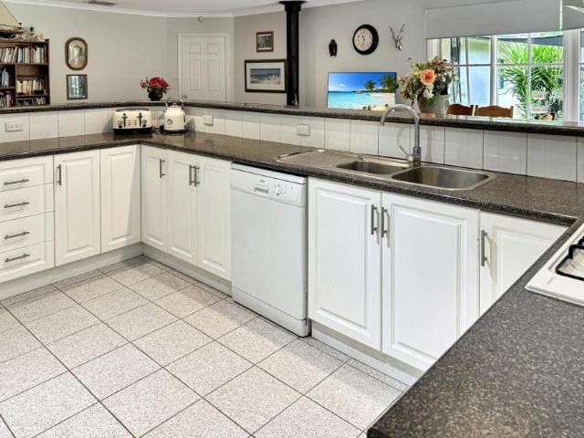 House for sale in Kialla, Victoria