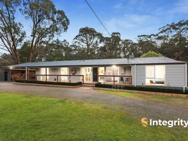 House for rent in Kinglake West, Victoria