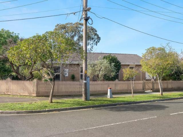 House for sale in Knoxfield, Melbourne
