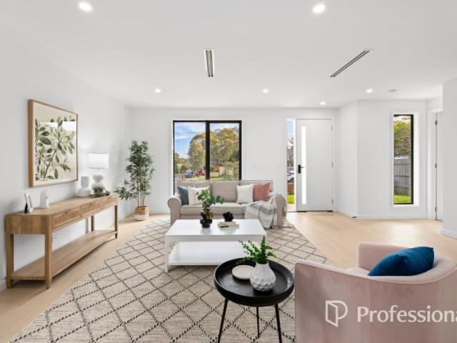 House for sale in Knoxfield, Melbourne
