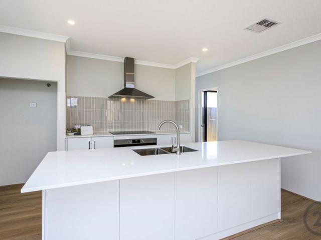 House for sale in Lakelands, City of Mandurah