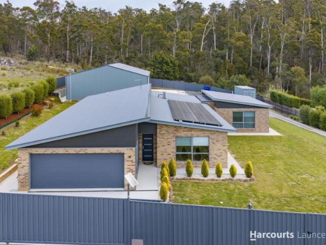 House for sale in Danbury Heights, Launceston