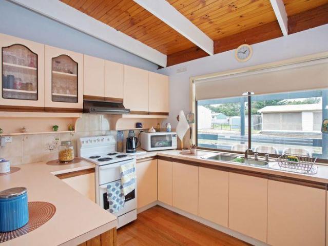 House for sale in Loch Sport, Victoria